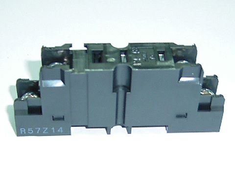 P44S|ヒューズ受口 P4-4S