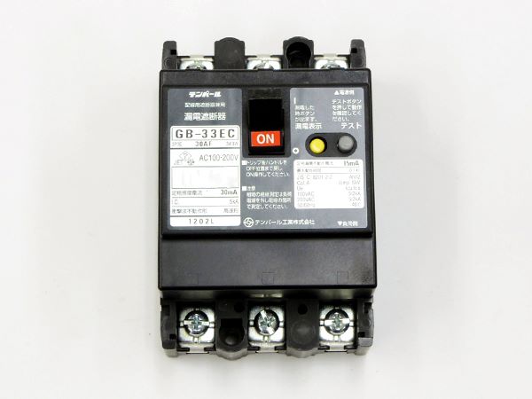 33EC1530|漏電ブレーカ OC付 15A