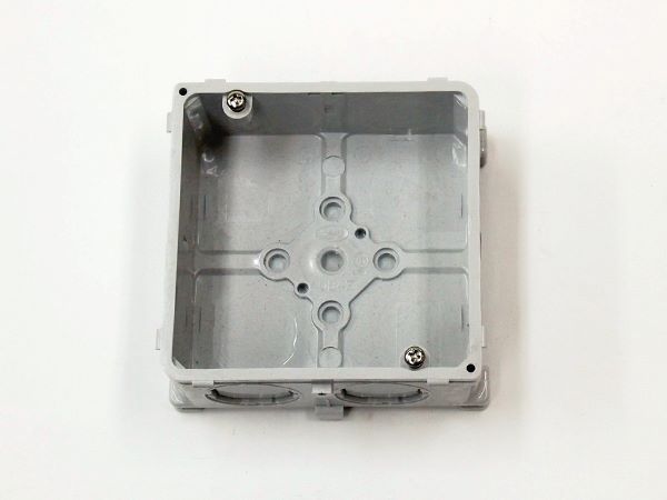 P4OBW|ネジ式ブランクプレート