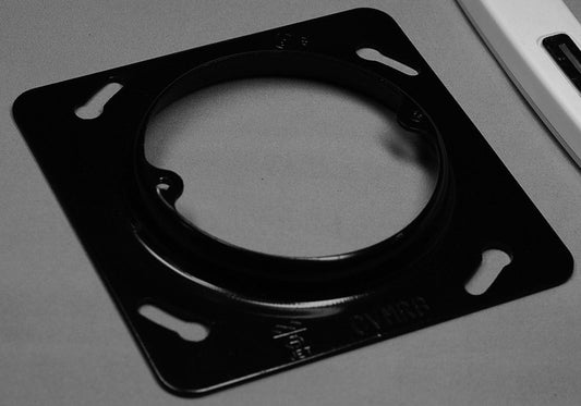 CVMRB｜中四角丸穴カバー (黒)