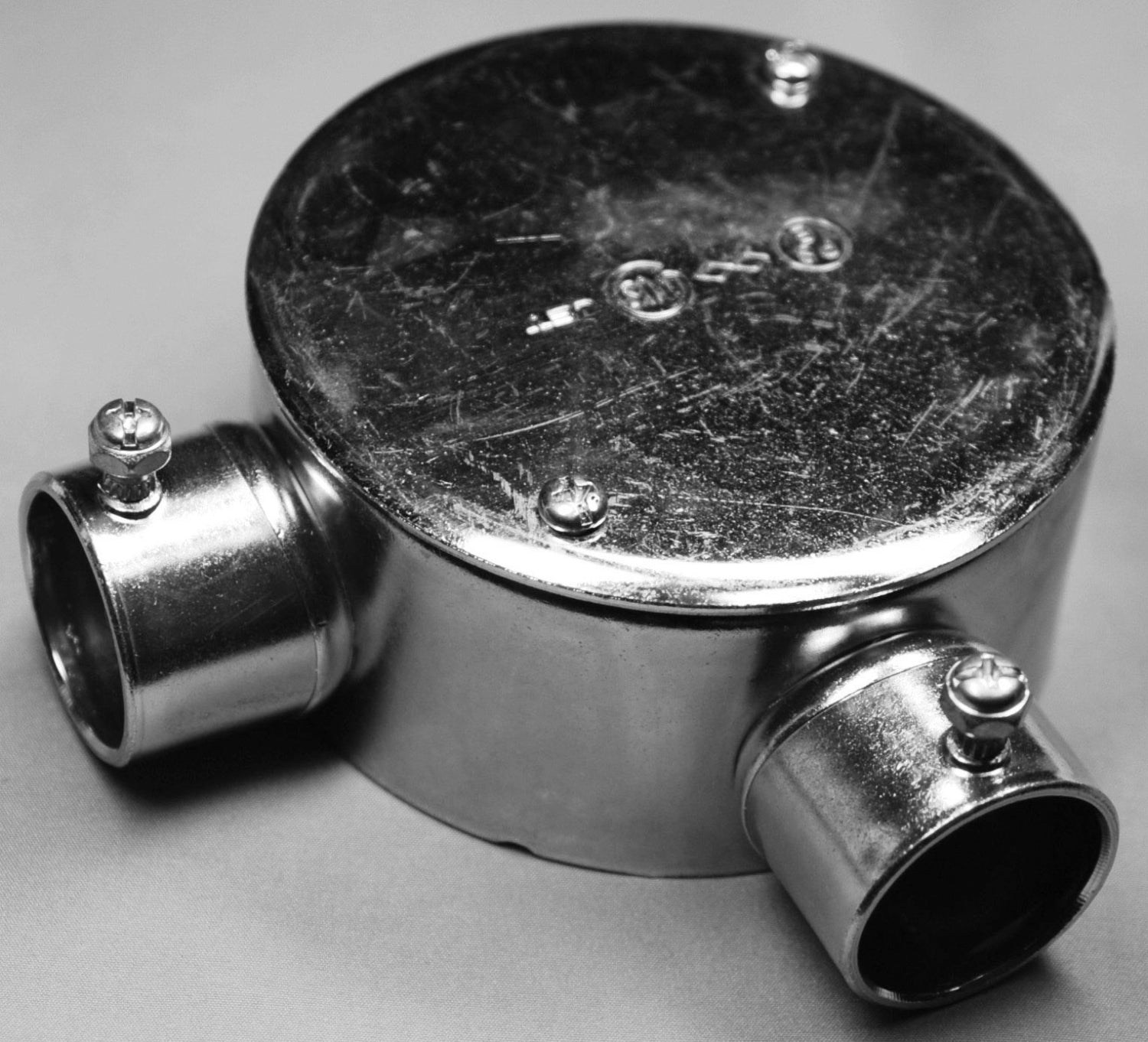 NM25LS｜ネジナシ丸型露出ボックス