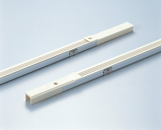 LC1000｜埋込ラインコンセント アイボリー