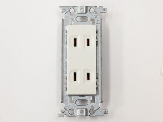 WN1302SW｜フルカラー埋込Wコンセント